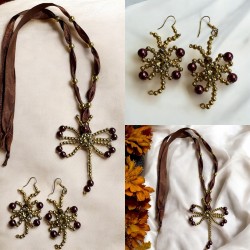 Conjunto “Renacimiento” (pendientes + colgante)